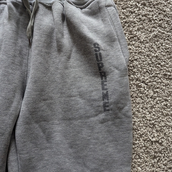 Supreme Grey Sweatpant Joggers - Picture 7 of 8